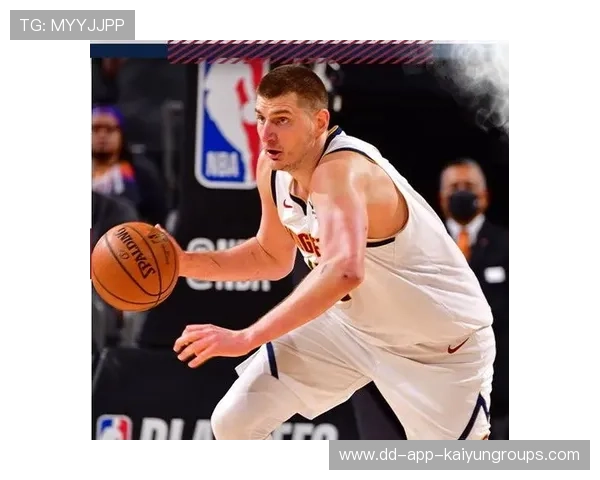 约基奇背传再送妙传,丹佛空切直接吃饼 约基奇背传再送妙传,丹佛空切直接吃饼